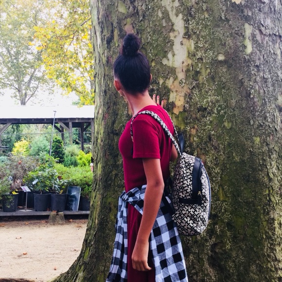 Meet your Posher, Isabel - Picture 1 of 1